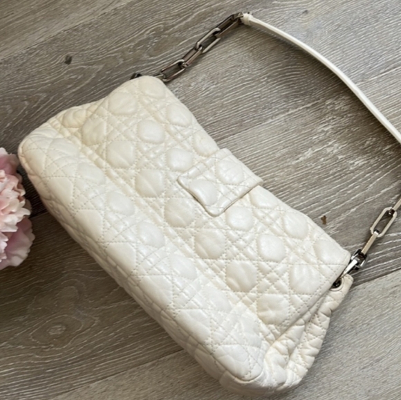 Dior White Quilted Women's Bag - Picture 2 of 10